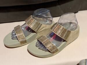 FitFlop Women's Crystal Rhinestone Slide Sandals Beige Tan Suede Wedge US 8